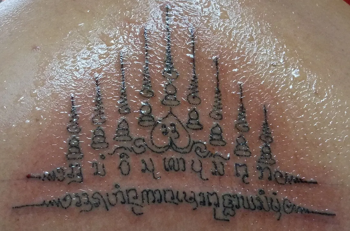 Gao Yord nine spires Sak Yant design, freshly tattooed